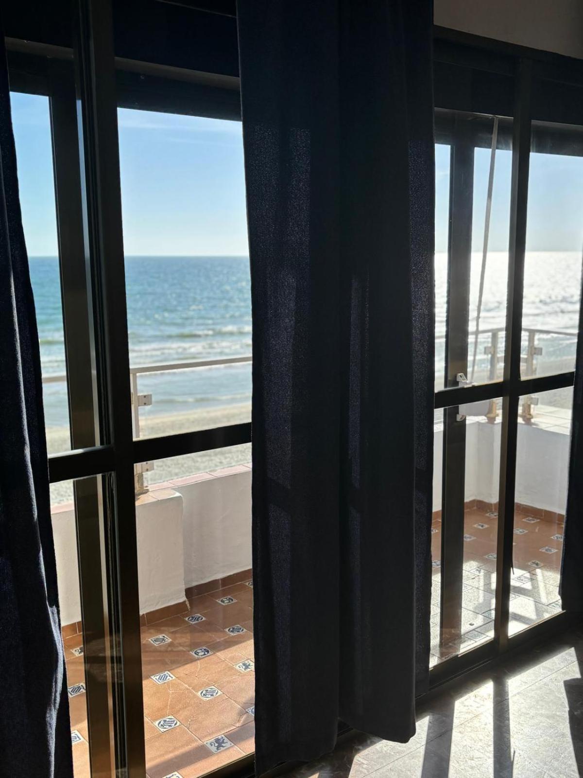 A La Orilla Del Mar Lägenhet Matalascañas Rum bild